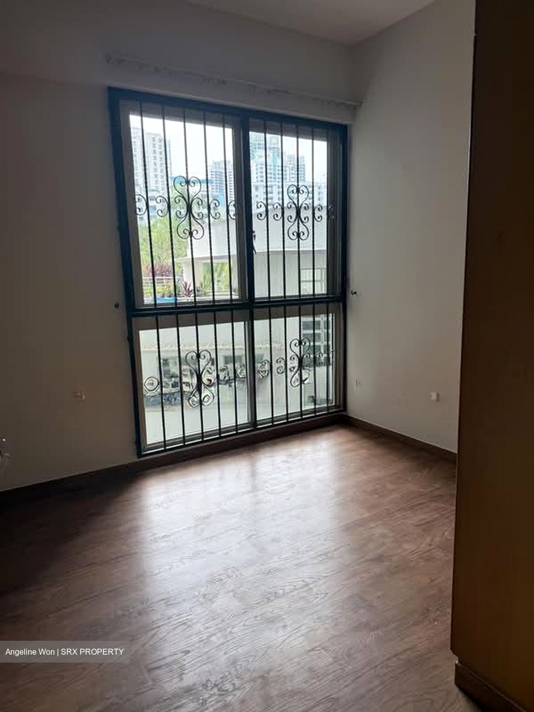 Trellis Towers (D12), Condominium #581403081